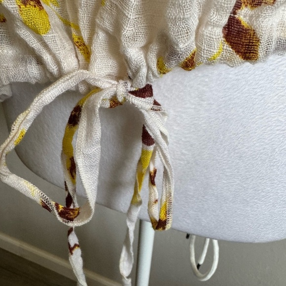 NWT Free People FP One Cream Yellow Floral Sheer Cropped Blouse Womens XS Boho - Picture 4 of 7